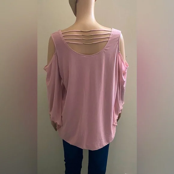 Ember - Picture 3 of 3